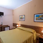 Valle Degli Ulivi Hotel Motta SantʼAnastasia
