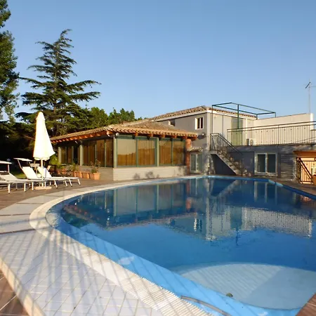 Valle Degli Ulivi 3* Мотта-Сант'Анастазия